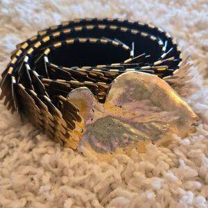 Vintage Gold Metal Stretch Belt Leaf Buckle